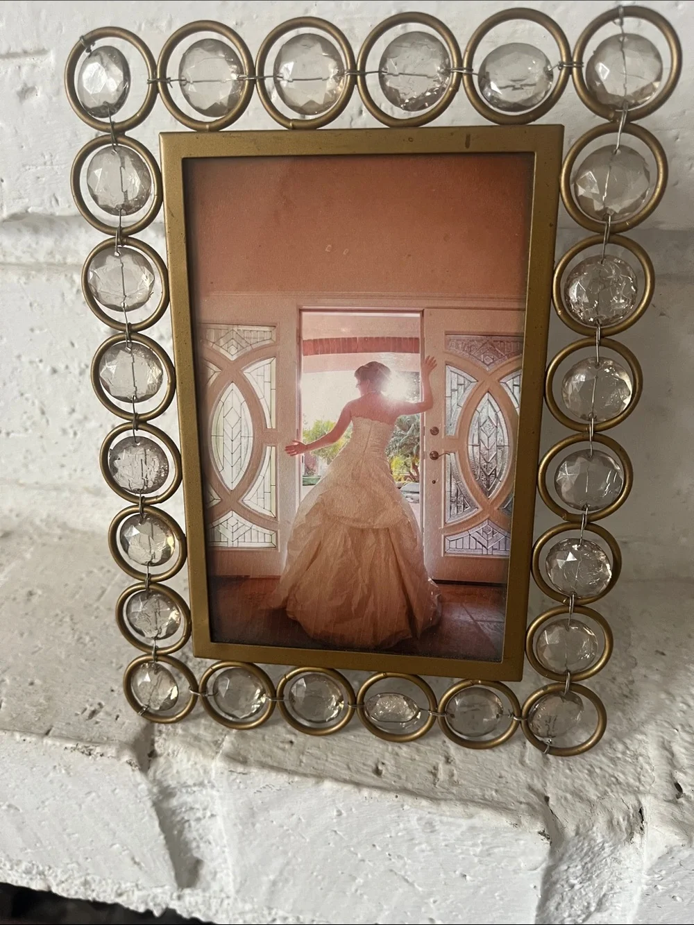 photo frame clear bubble crystal metal accents 3.5 x 5.5 picture size golden
